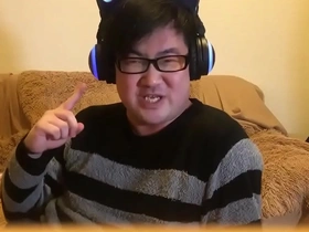 Nekomi Mi's latest headphones are a hit in Taiwan, and the brand ambassador, Siro Game, is using them to his advantage. Watch as he seduces a lucky fan for a wild night of gaming and sex.